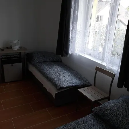 Chmurka Homestay *